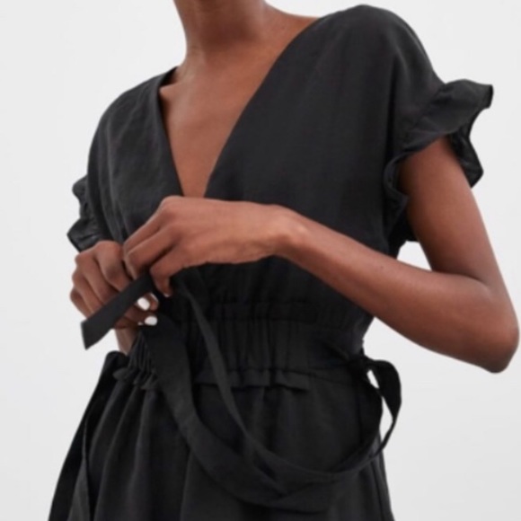 Zara deep V dress - Picture 2 of 6